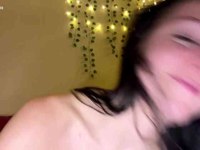 LunaLovee webcam