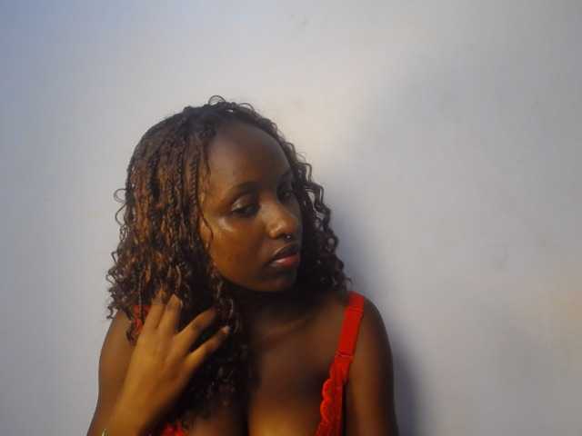 Cherrydoll8 live cam on BongaCams