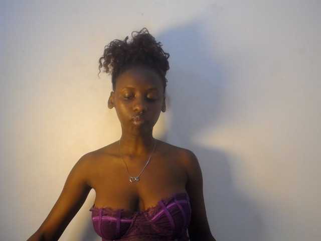 Cherrydoll8 live cam preview