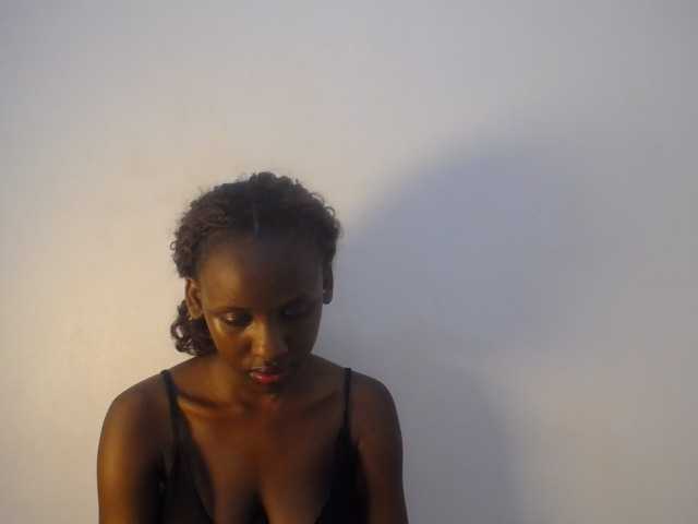 Cherrydoll8 live cam on BongaCams