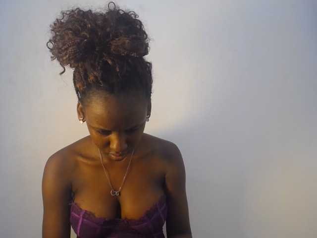 Cherrydoll8 — live female cam