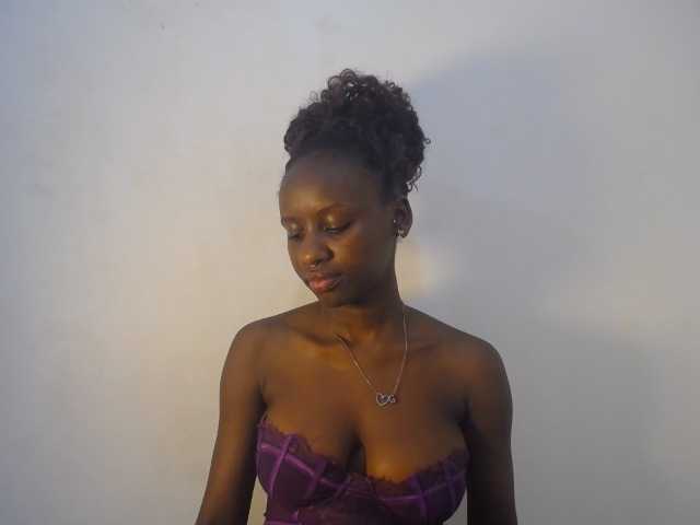 Cherrydoll8 — live female cam