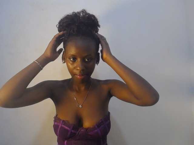 Cherrydoll8 — live female cam
