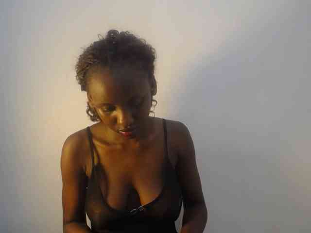 Cherrydoll8 webcam