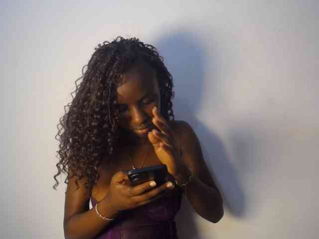 Cherrydoll8 webcam
