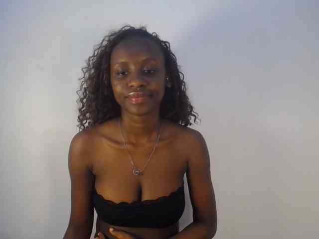 Cherrydoll8 webcam