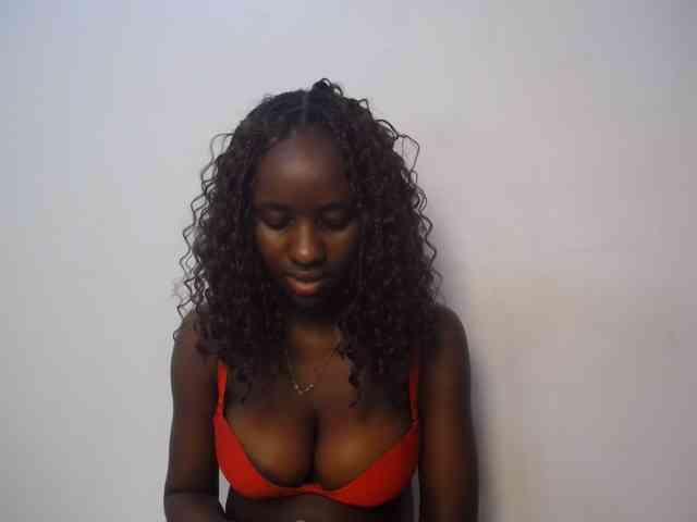 Cherrydoll8 webcam