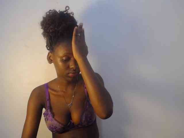 Cherrydoll8 webcam