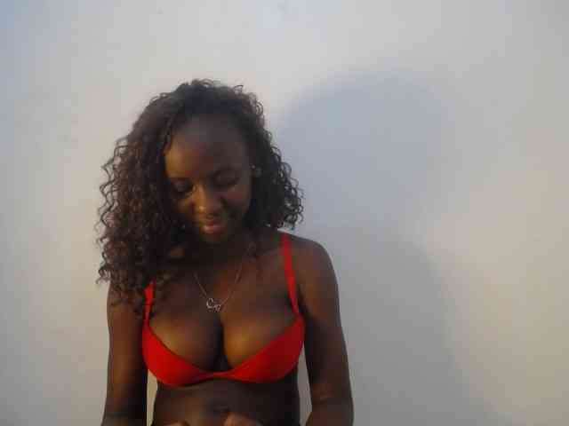 Cherrydoll8 webcam