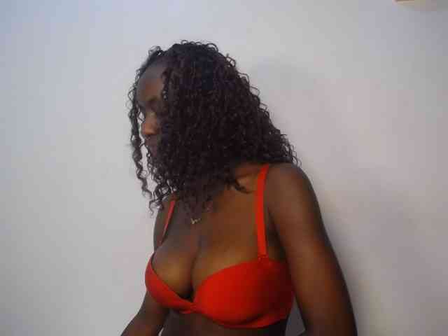 Cherrydoll8 webcam