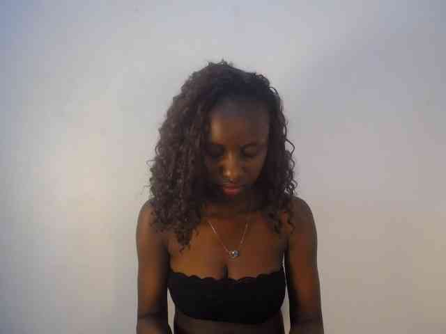Cherrydoll8 webcam