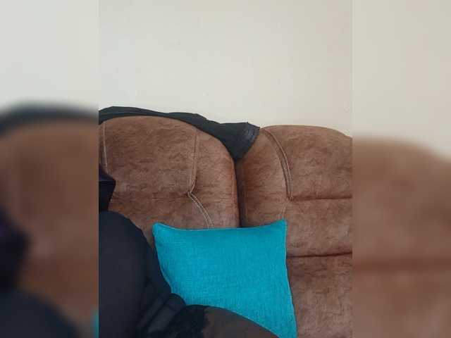 Cutesilence, live now on BongaCams