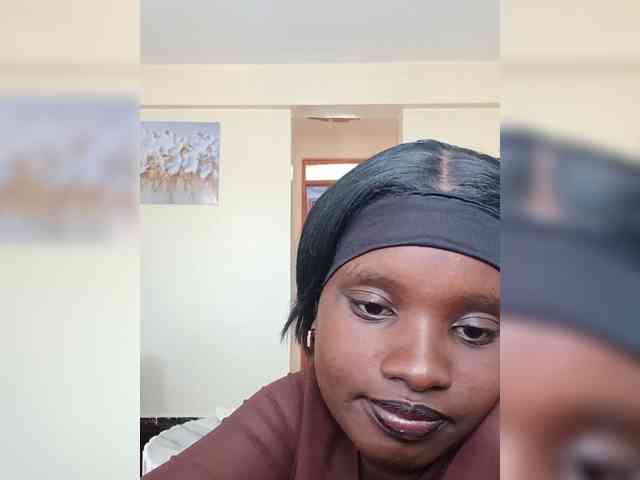 Cutesilence's webcam live show