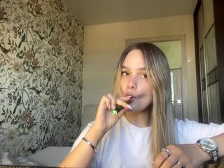 AnnaHoupt Porn Show