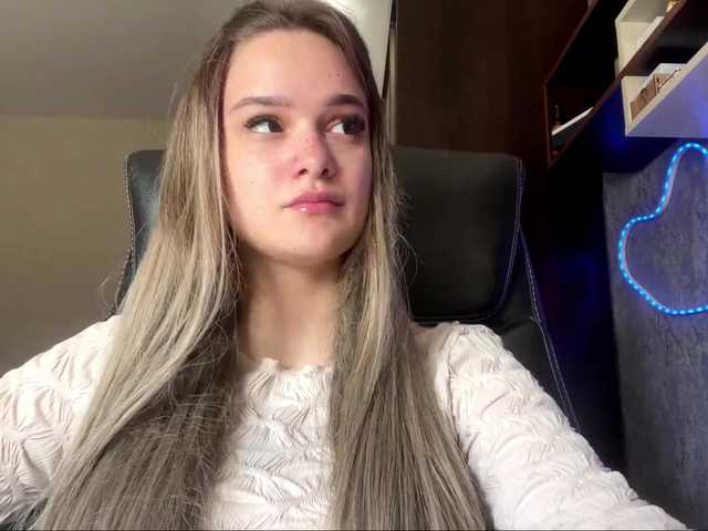 AnnaHoupt live cam on BongaCams