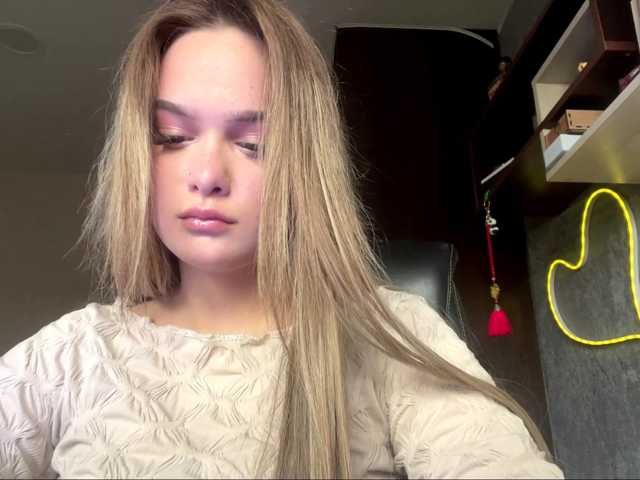 AnnaHoupt