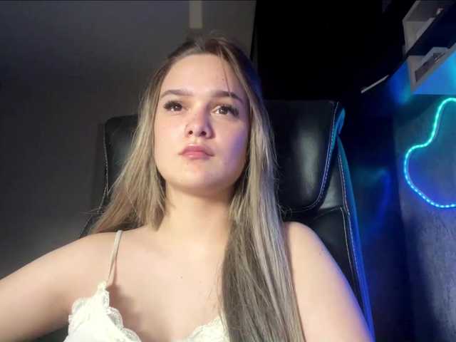 AnnaHoupt