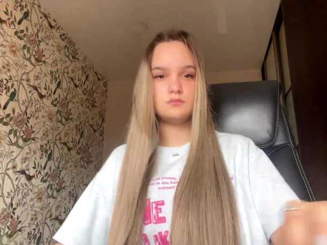 AnnaHoupt live cam on BongaCams