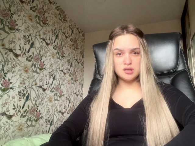 AnnaHoupt live cam on BongaCams