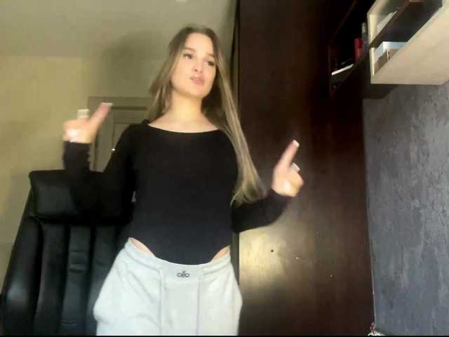 AnnaHoupt