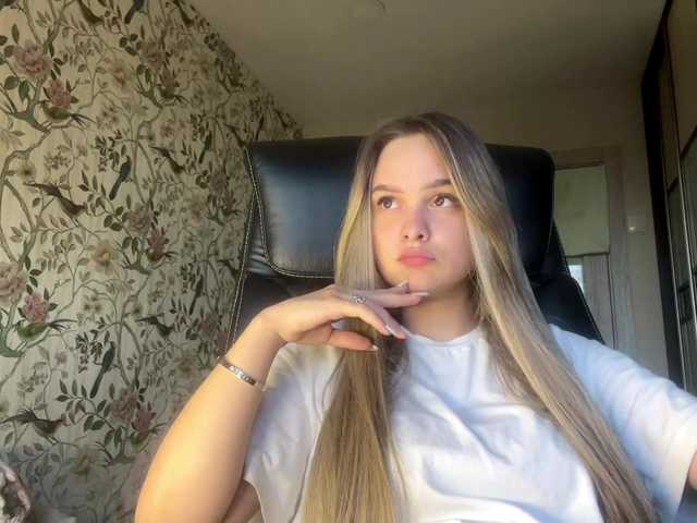 AnnaHoupt