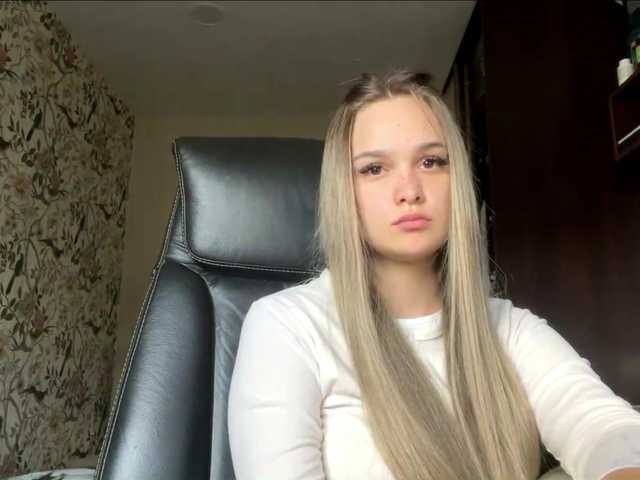 AnnaHoupt live cam on BongaCams