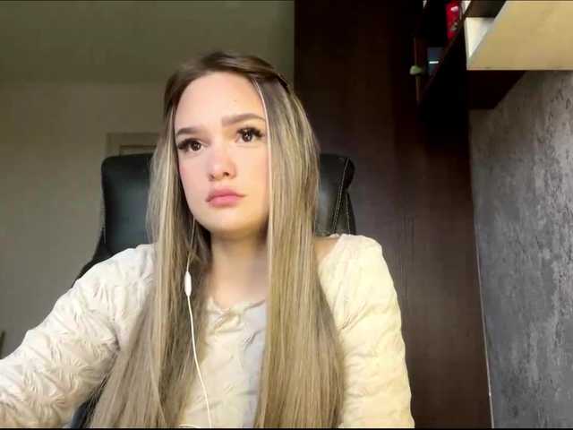 AnnaHoupt
