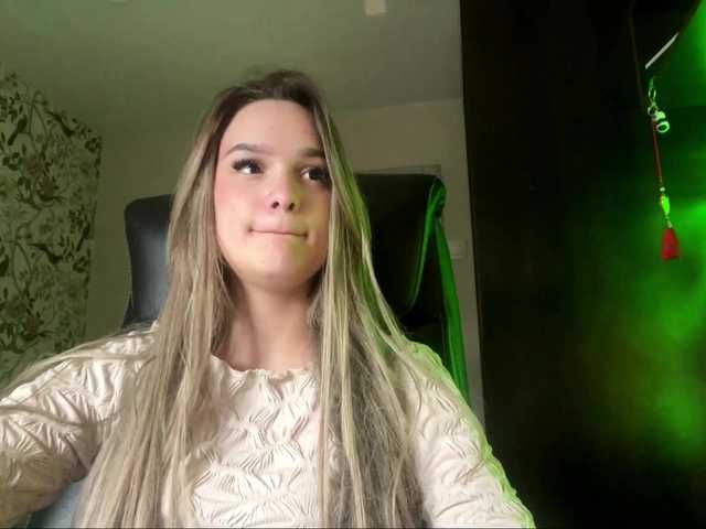 AnnaHoupt