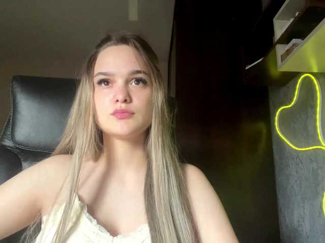 AnnaHoupt