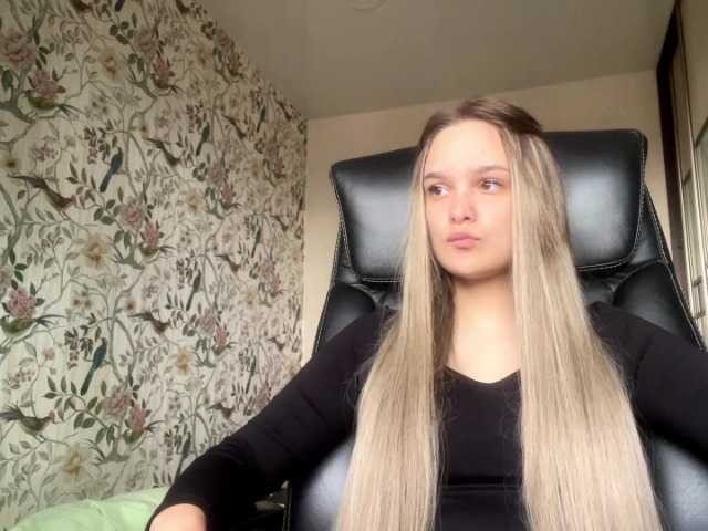 AnnaHoupt live cam on BongaCams