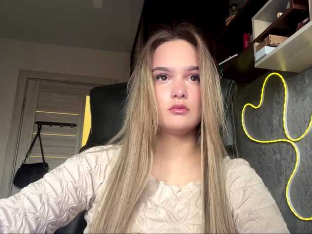 AnnaHoupt