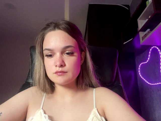 AnnaHoupt live cam on BongaCams