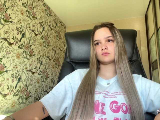 AnnaHoupt live cam on BongaCams