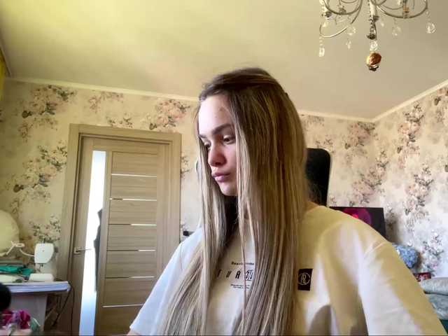 AnnaHoupt live cam on BongaCams