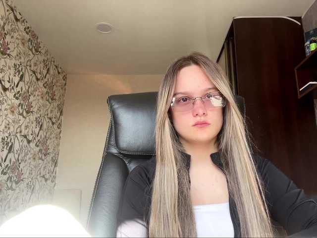 AnnaHoupt