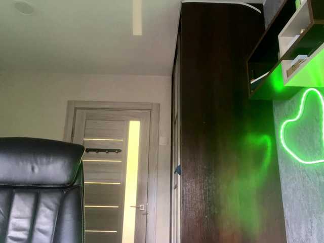 AnnaHoupt live cam on BongaCams