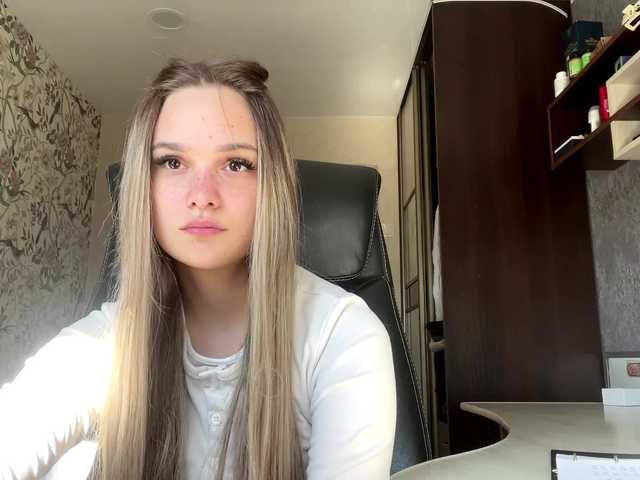 AnnaHoupt
