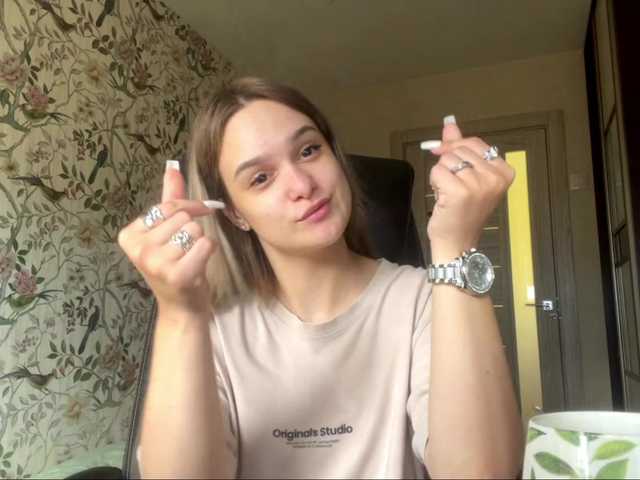 AnnaHoupt live cam on BongaCams