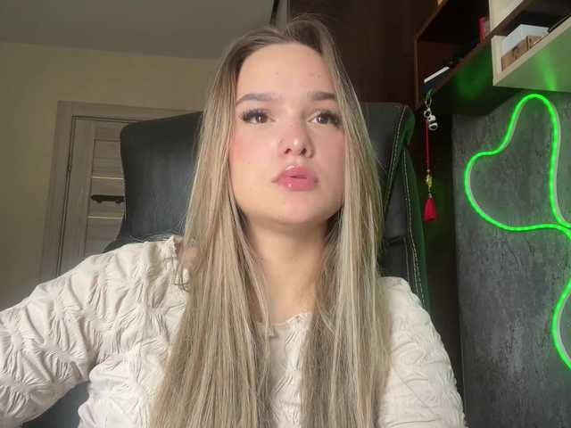 AnnaHoupt
