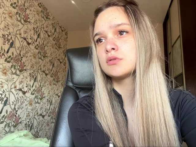 AnnaHoupt live cam on BongaCams