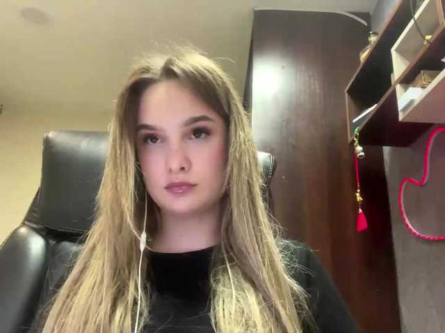 AnnaHoupt