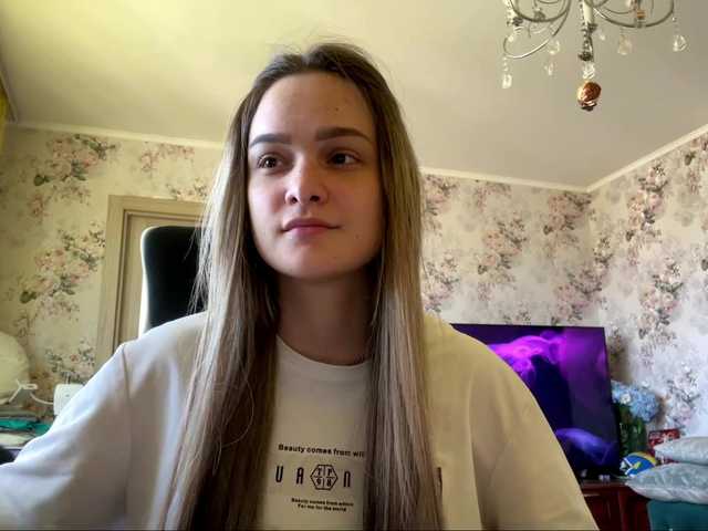 AnnaHoupt live cam on BongaCams