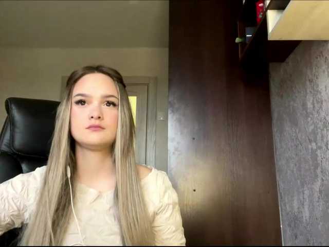 AnnaHoupt