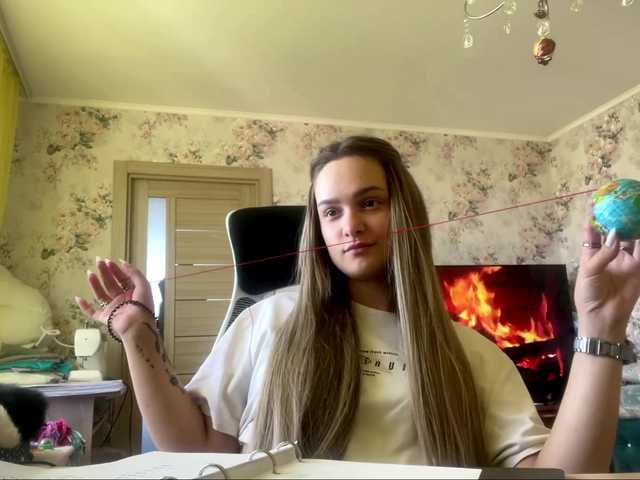 AnnaHoupt
