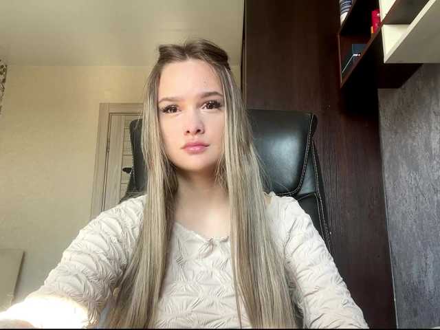AnnaHoupt live cam on BongaCams