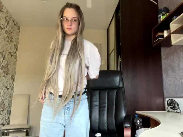 AnnaHoupt