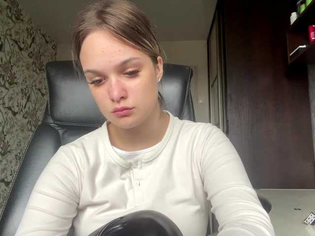 AnnaHoupt