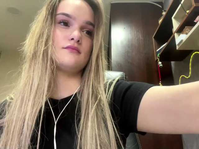 AnnaHoupt