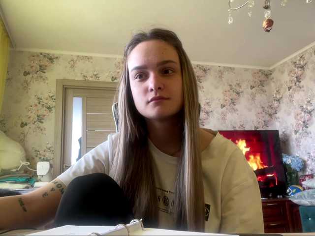 AnnaHoupt live cam on BongaCams