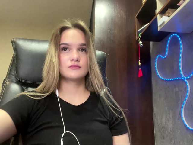 AnnaHoupt live cam on BongaCams